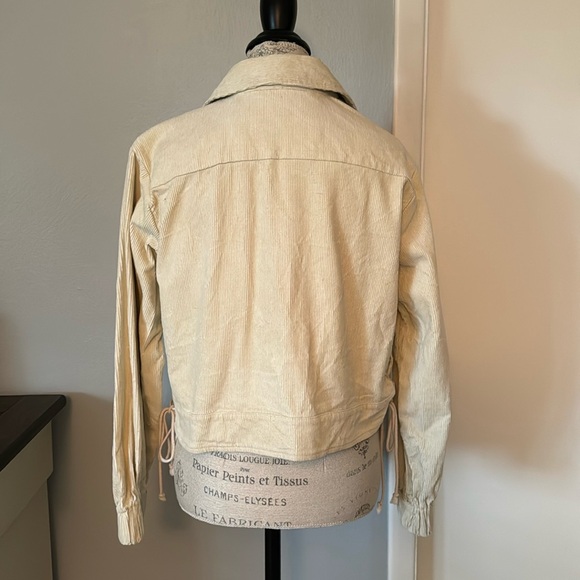 Cropped Sidetie Corduroy Jacket - Picture 2 of 5